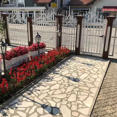 Διαμέρισμα Dreams Centar